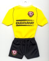 1. FC Dynamo Dresden - Home 2005-2006 - Thanks to TOPTeams